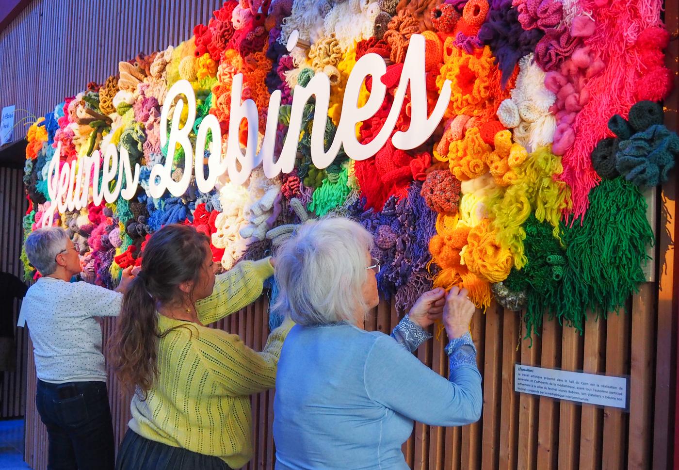 Benevoles jeunes bobines